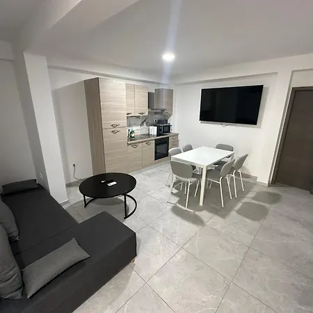 Portea - New 2025 Apartment Izola